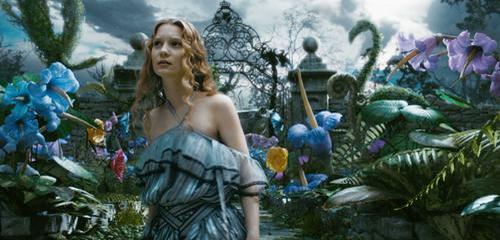 Mia Wasikowska - Alice in Wonderland