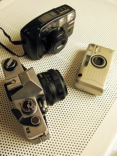 Samsung Praktika Ricoh - Old Film Cameras